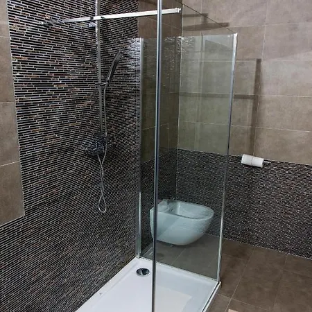 17th Floor Designer